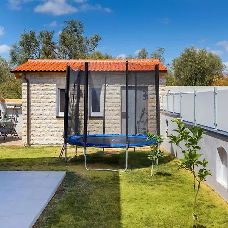 Holiday home 4 Bedroom In